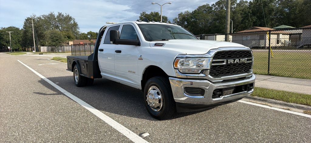 2022 RAM Ram 3500 Chassis Cab Tradesman - Photo 11