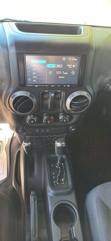 2015 Jeep Wrangler Sport - Photo 20