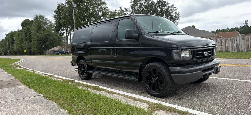 2006 Ford Econoline Wagon