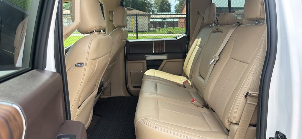 2019 Ford F-150 Lariat - Photo 20