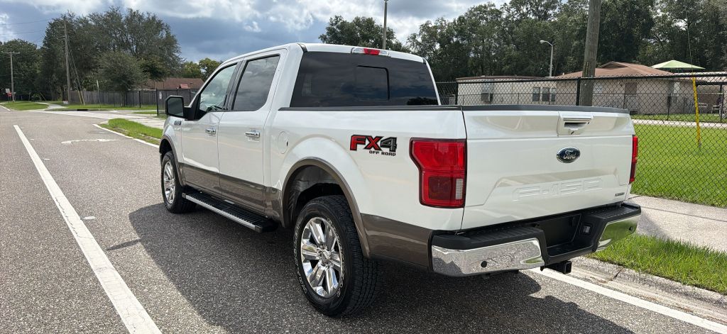 2019 Ford F-150 Lariat - Photo 10